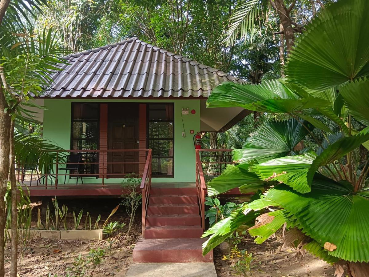 Khao Sok River & Jungle Bungalow Khao Sok National Park Exterior photo